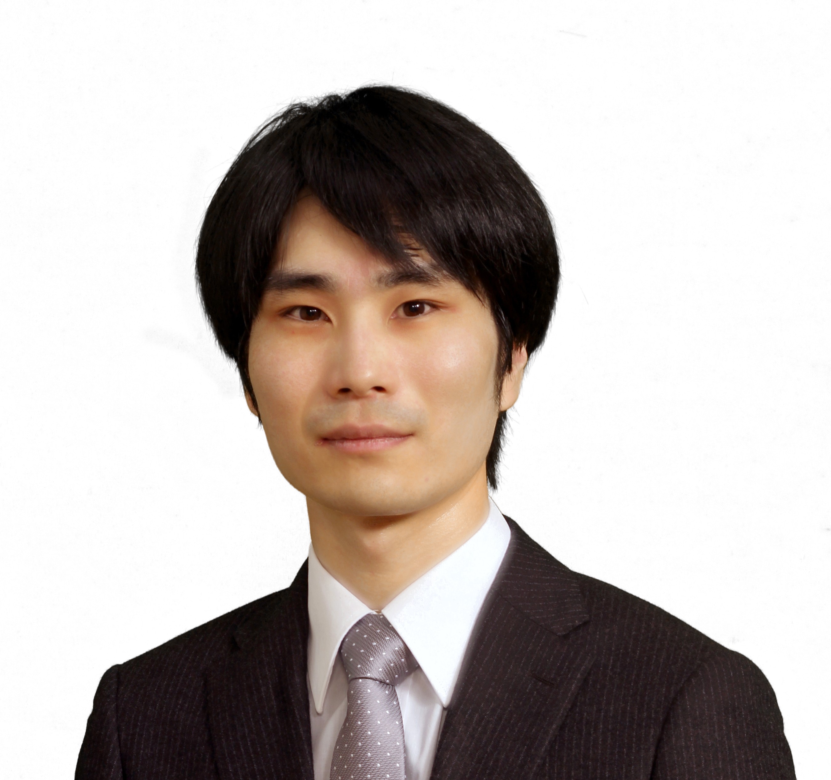 井上 俊実